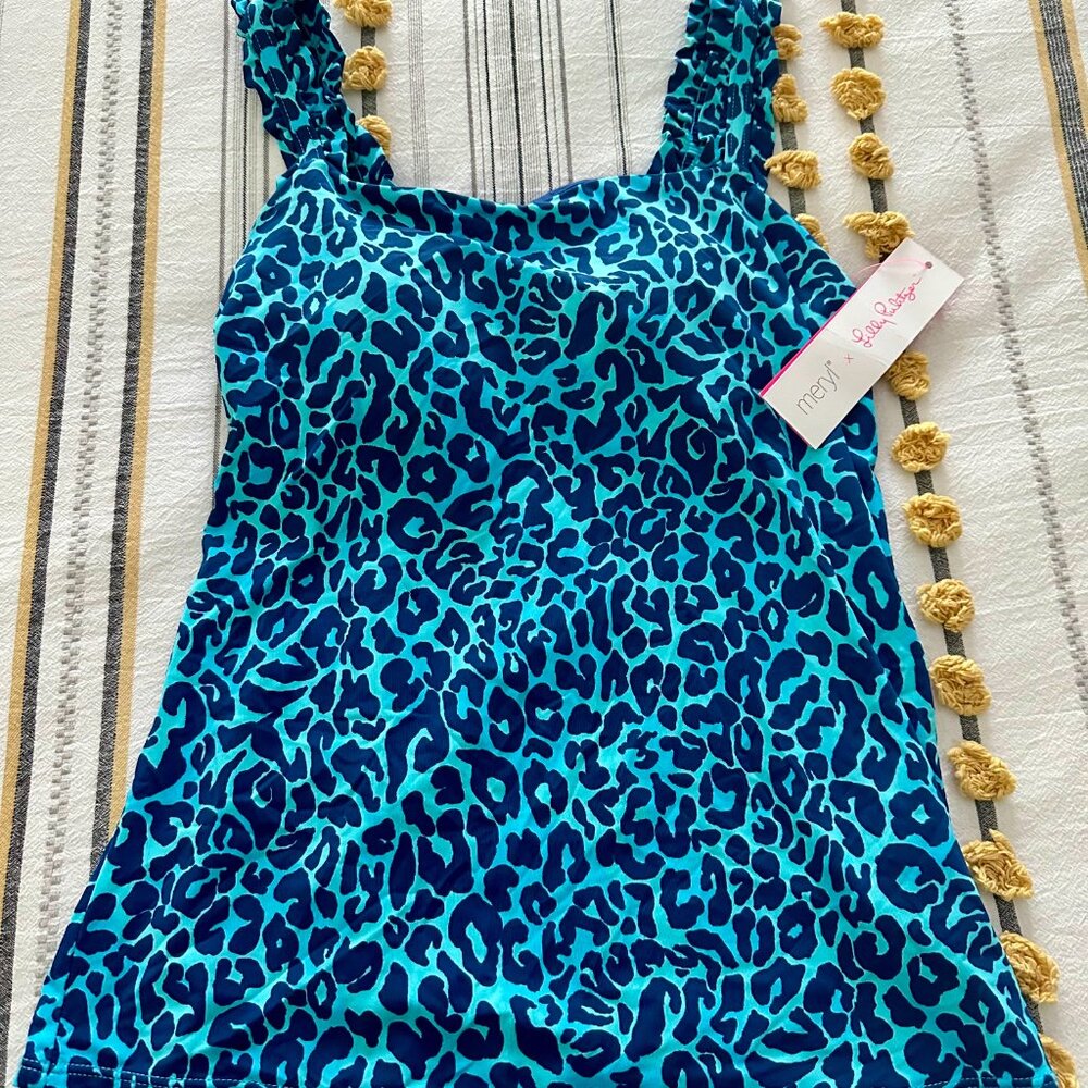 Lilly Pulitzer Lucine Bra Tank in Oyster Bay Navy My Favorite Spot